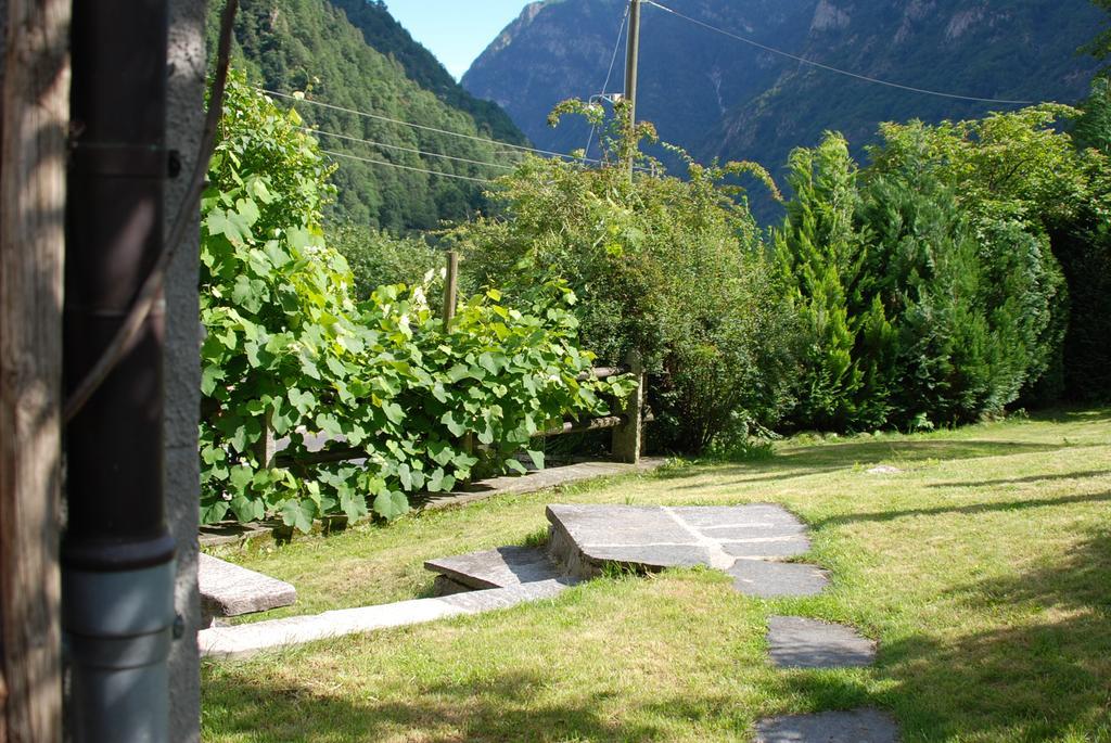 Casa Fontanella Villa Brione  Exteriör bild