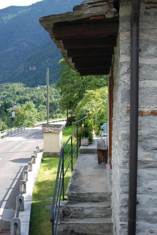Casa Fontanella Villa Brione  Exteriör bild